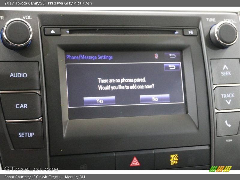 Predawn Gray Mica / Ash 2017 Toyota Camry SE