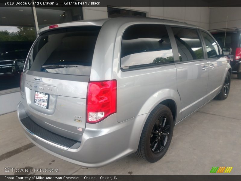 Granite Pearl / Black 2019 Dodge Grand Caravan GT