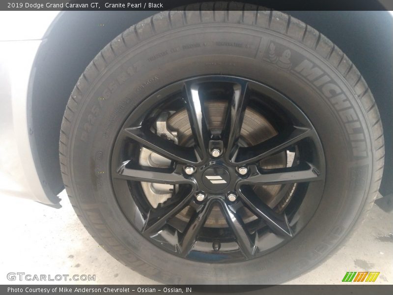 Granite Pearl / Black 2019 Dodge Grand Caravan GT