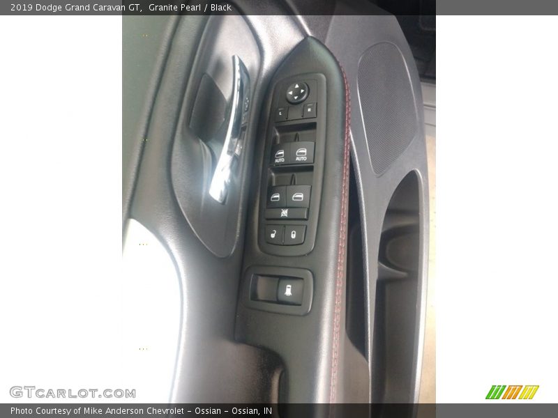Granite Pearl / Black 2019 Dodge Grand Caravan GT
