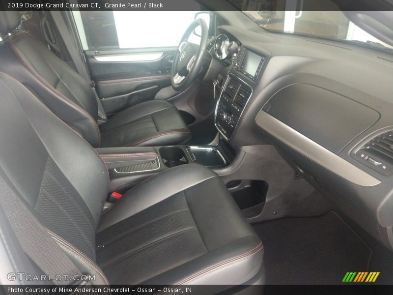 Granite Pearl / Black 2019 Dodge Grand Caravan GT