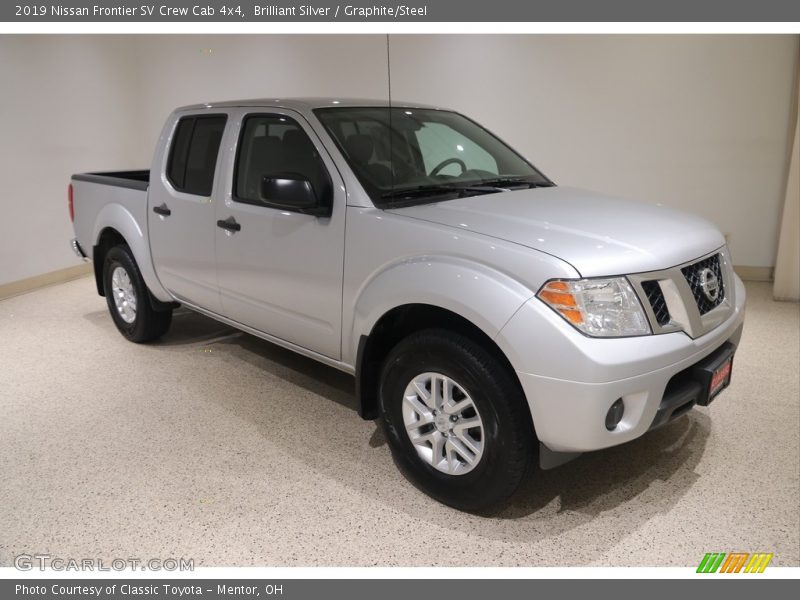 Brilliant Silver / Graphite/Steel 2019 Nissan Frontier SV Crew Cab 4x4