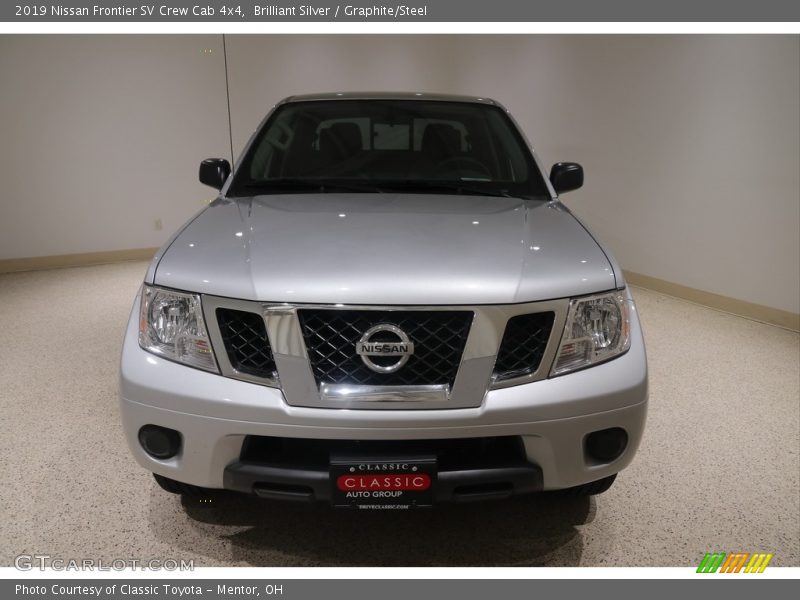 Brilliant Silver / Graphite/Steel 2019 Nissan Frontier SV Crew Cab 4x4