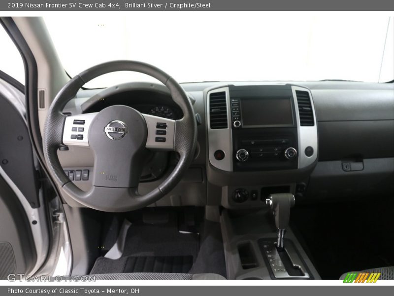 Brilliant Silver / Graphite/Steel 2019 Nissan Frontier SV Crew Cab 4x4