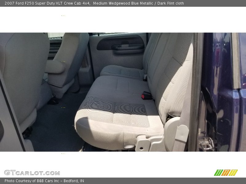 Medium Wedgewood Blue Metallic / Dark Flint cloth 2007 Ford F250 Super Duty XLT Crew Cab 4x4