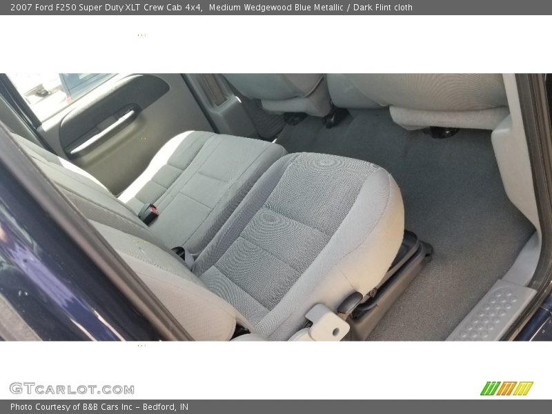Medium Wedgewood Blue Metallic / Dark Flint cloth 2007 Ford F250 Super Duty XLT Crew Cab 4x4