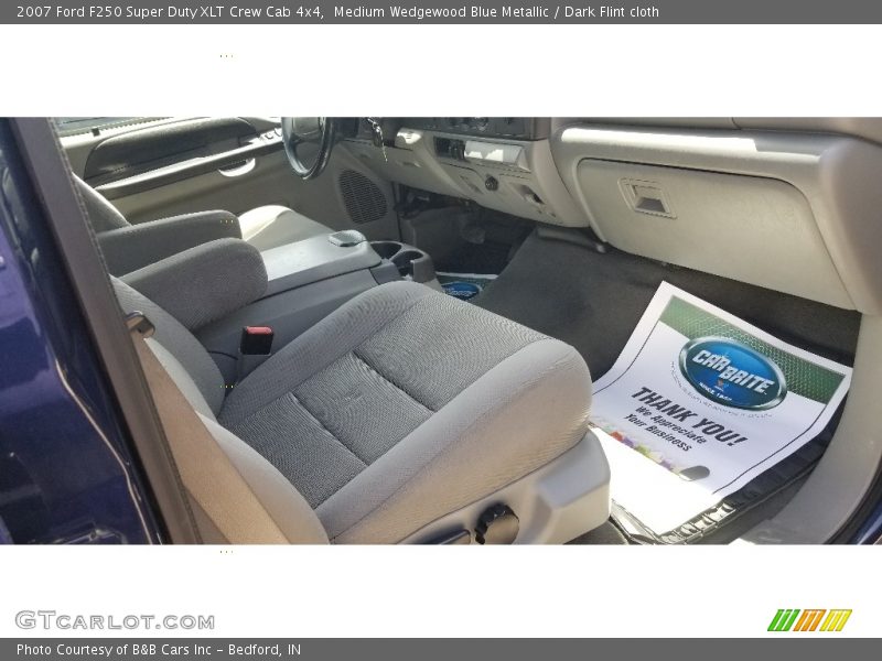 Medium Wedgewood Blue Metallic / Dark Flint cloth 2007 Ford F250 Super Duty XLT Crew Cab 4x4