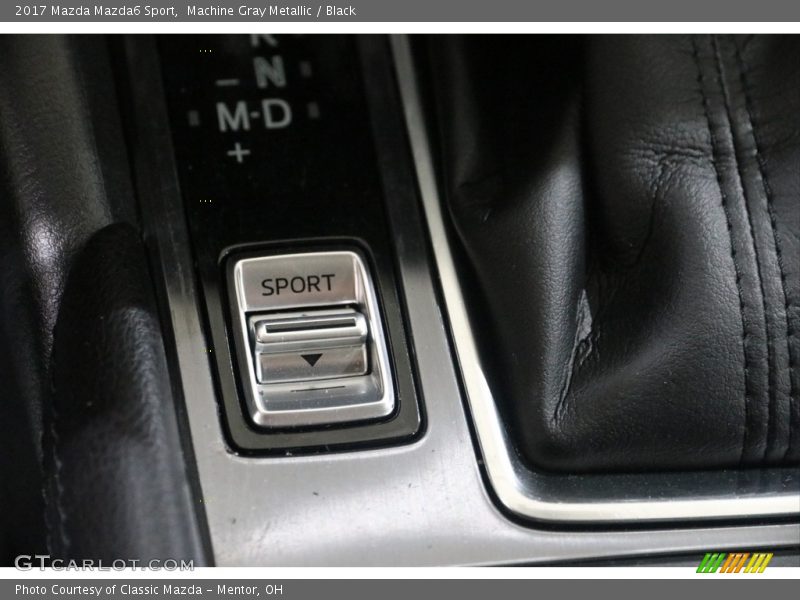 Machine Gray Metallic / Black 2017 Mazda Mazda6 Sport