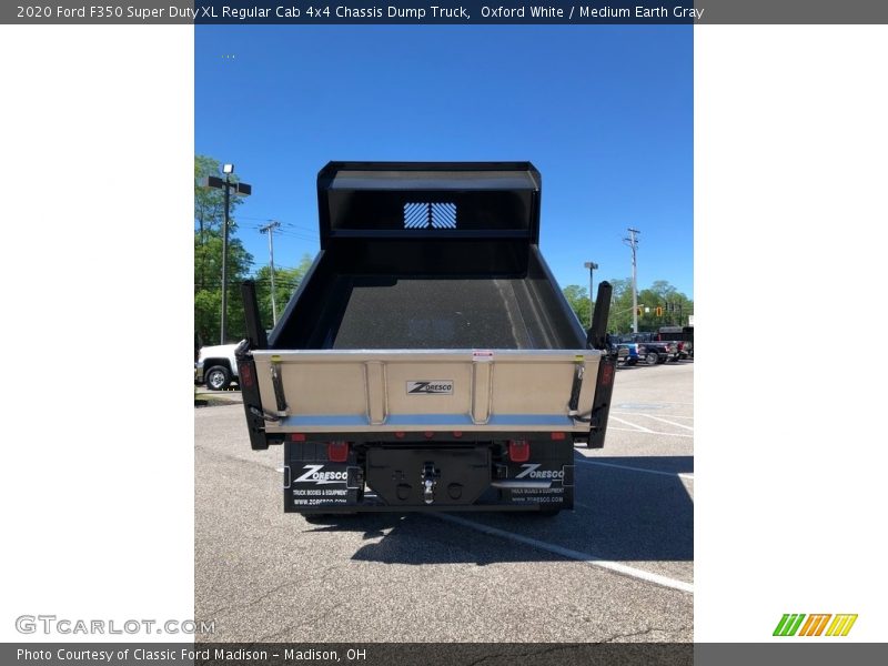 Oxford White / Medium Earth Gray 2020 Ford F350 Super Duty XL Regular Cab 4x4 Chassis Dump Truck