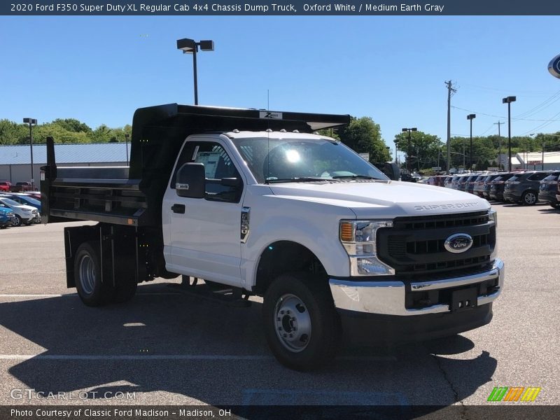 Oxford White / Medium Earth Gray 2020 Ford F350 Super Duty XL Regular Cab 4x4 Chassis Dump Truck