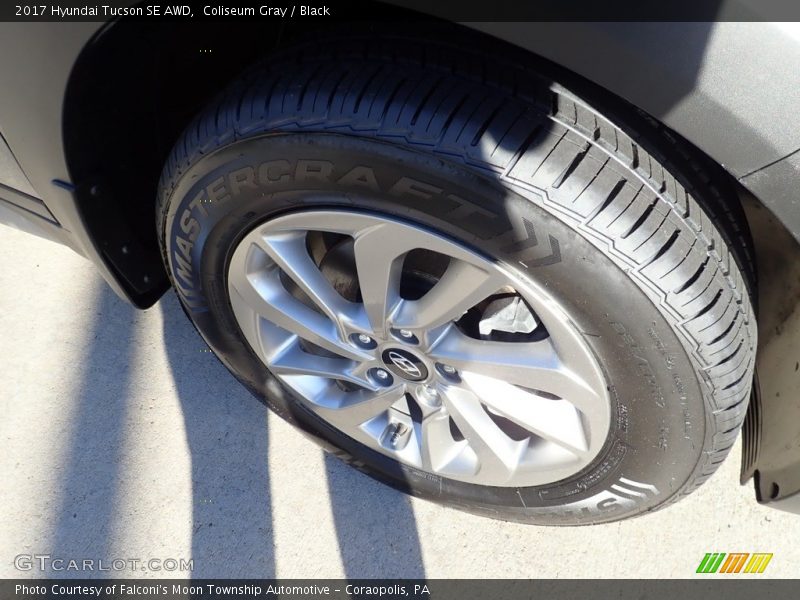 Coliseum Gray / Black 2017 Hyundai Tucson SE AWD