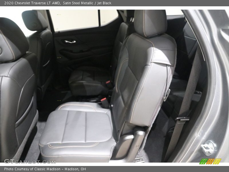 Satin Steel Metallic / Jet Black 2020 Chevrolet Traverse LT AWD