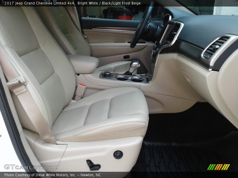 Bright White / Black/Light Frost Beige 2017 Jeep Grand Cherokee Limited 4x4
