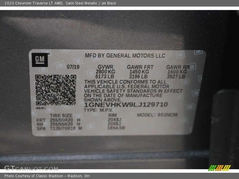 Satin Steel Metallic / Jet Black 2020 Chevrolet Traverse LT AWD