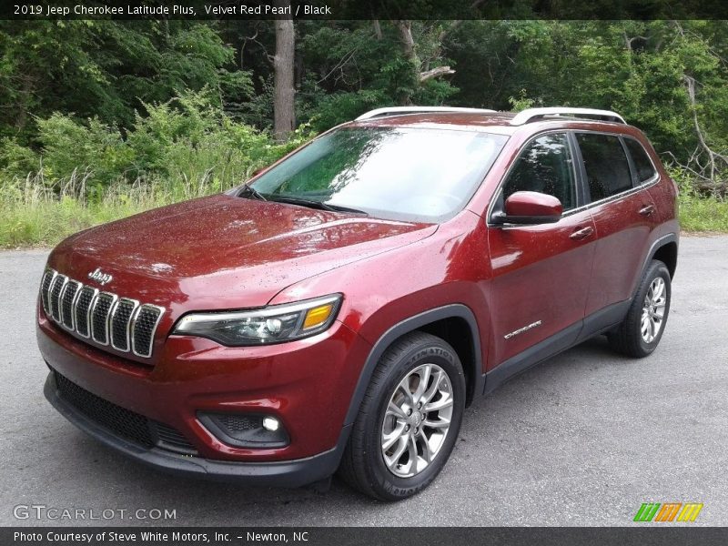 Velvet Red Pearl / Black 2019 Jeep Cherokee Latitude Plus