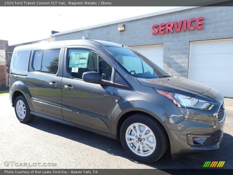 Front 3/4 View of 2020 Transit Connect XLT Van
