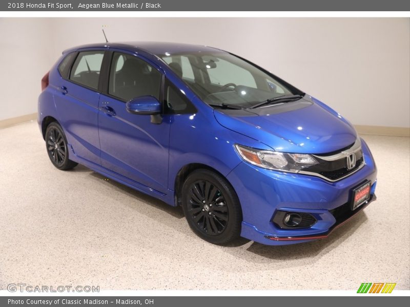 Front 3/4 View of 2018 Fit Sport