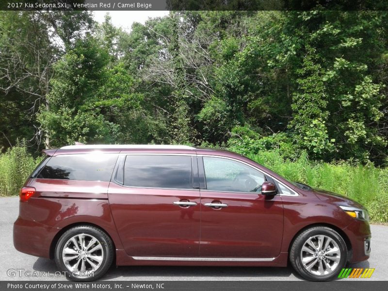  2017 Sedona SXL Venetian Red