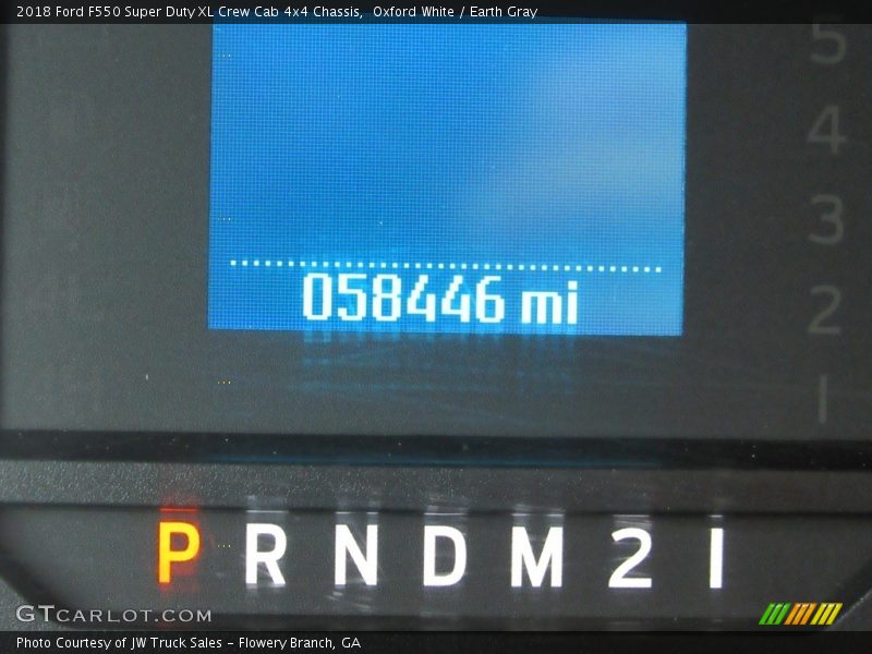 Oxford White / Earth Gray 2018 Ford F550 Super Duty XL Crew Cab 4x4 Chassis