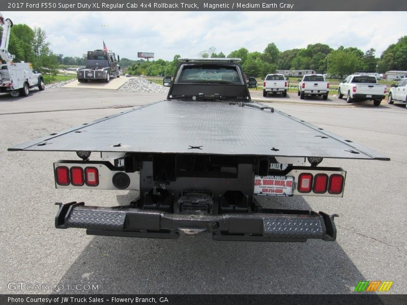 Magnetic / Medium Earth Gray 2017 Ford F550 Super Duty XL Regular Cab 4x4 Rollback Truck