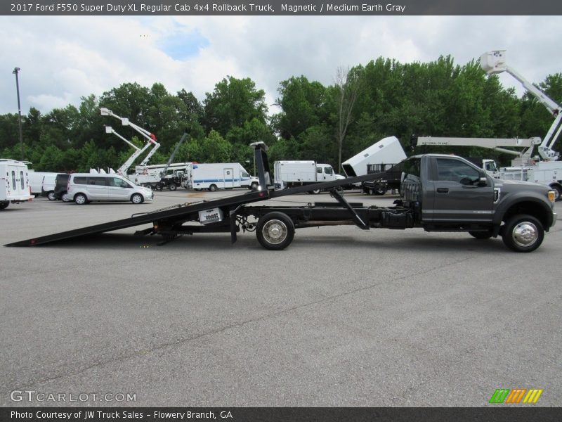 Magnetic / Medium Earth Gray 2017 Ford F550 Super Duty XL Regular Cab 4x4 Rollback Truck