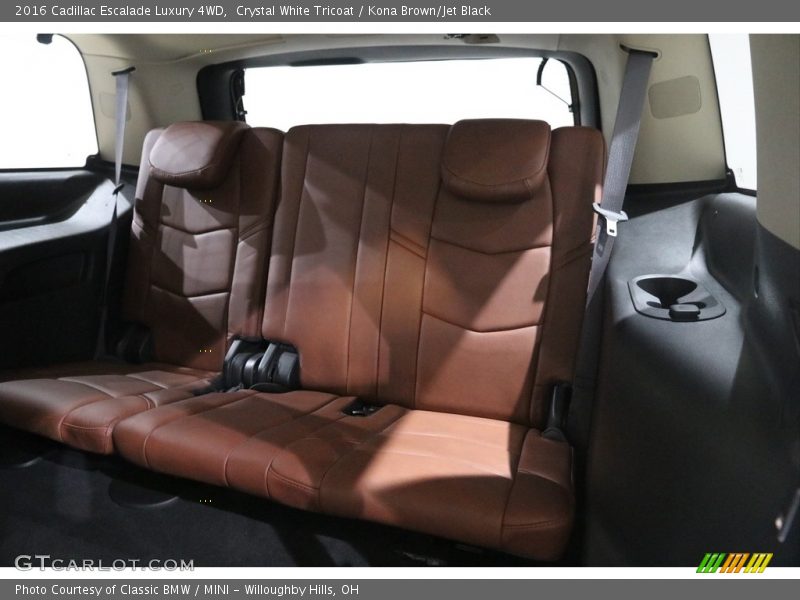 Crystal White Tricoat / Kona Brown/Jet Black 2016 Cadillac Escalade Luxury 4WD