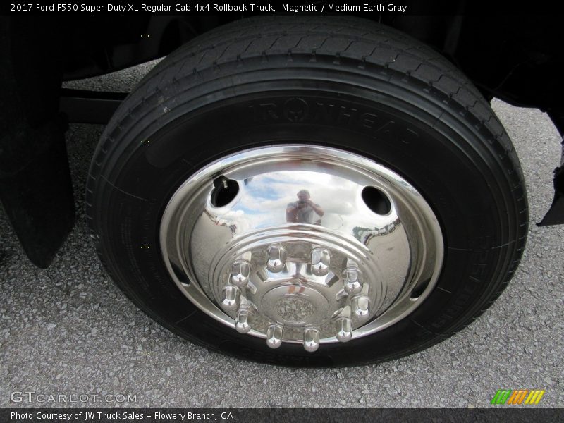 Magnetic / Medium Earth Gray 2017 Ford F550 Super Duty XL Regular Cab 4x4 Rollback Truck
