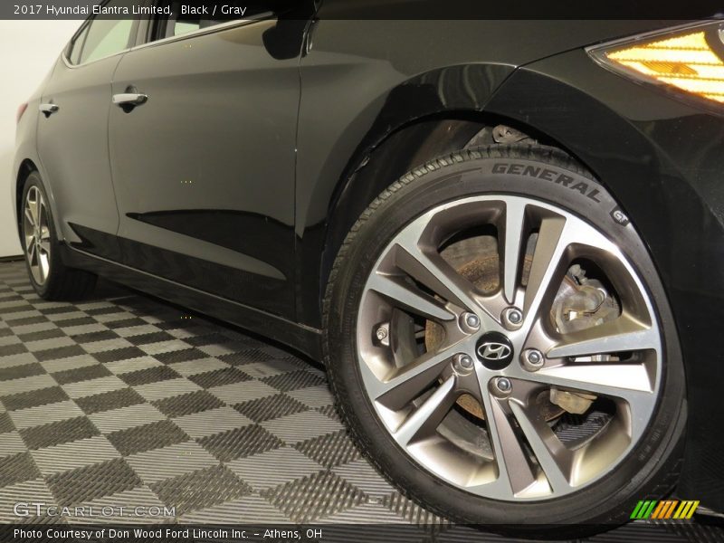 Black / Gray 2017 Hyundai Elantra Limited