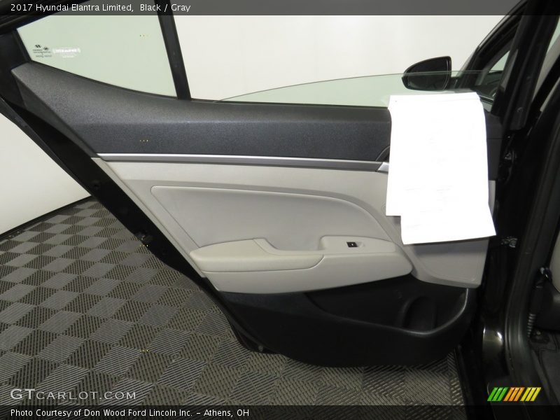 Black / Gray 2017 Hyundai Elantra Limited