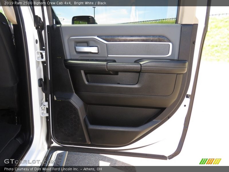 Bright White / Black 2019 Ram 2500 Bighorn Crew Cab 4x4