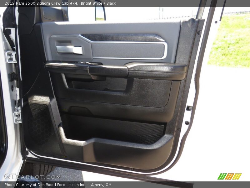 Bright White / Black 2019 Ram 2500 Bighorn Crew Cab 4x4