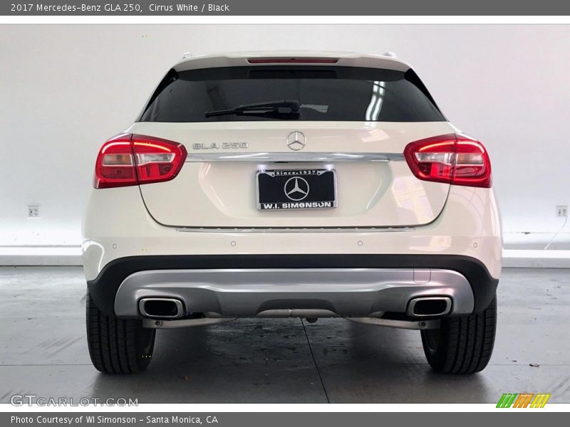 Cirrus White / Black 2017 Mercedes-Benz GLA 250