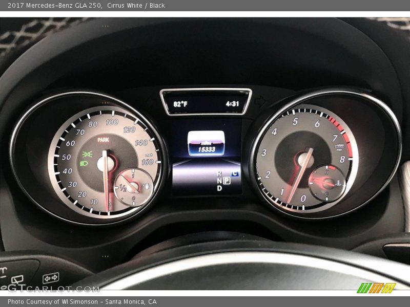 Cirrus White / Black 2017 Mercedes-Benz GLA 250
