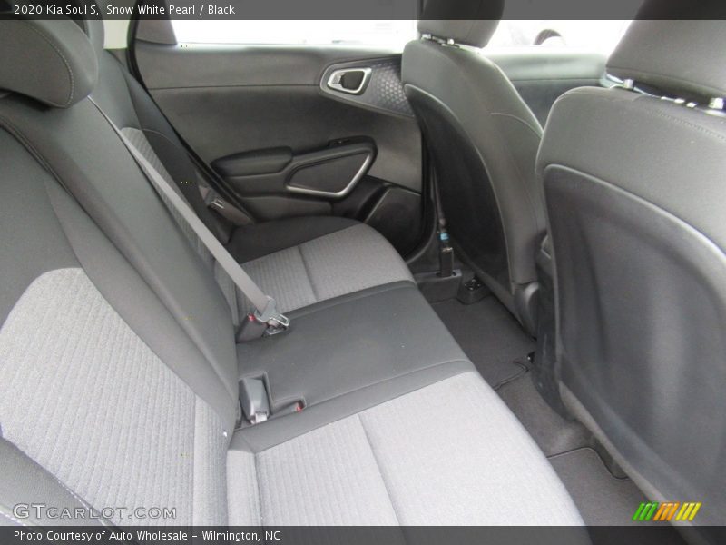 Snow White Pearl / Black 2020 Kia Soul S