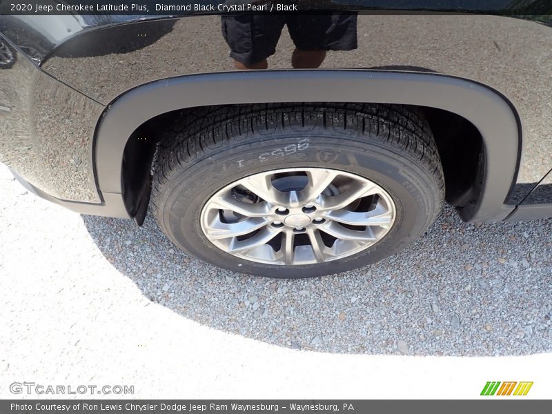 Diamond Black Crystal Pearl / Black 2020 Jeep Cherokee Latitude Plus