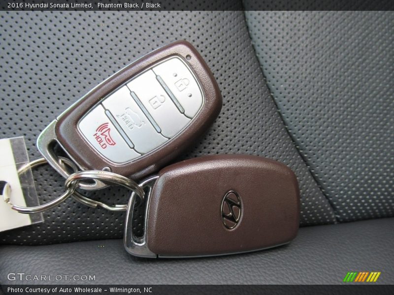 Phantom Black / Black 2016 Hyundai Sonata Limited