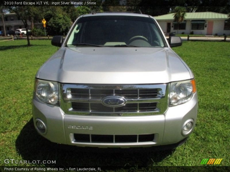 Ingot Silver Metallic / Stone 2010 Ford Escape XLT V6