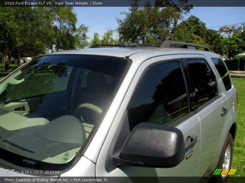 Ingot Silver Metallic / Stone 2010 Ford Escape XLT V6