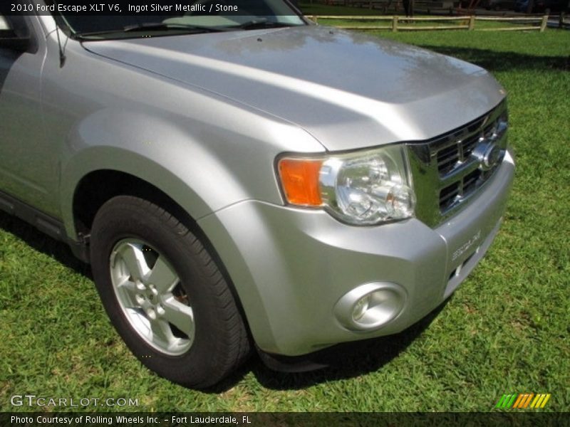 Ingot Silver Metallic / Stone 2010 Ford Escape XLT V6