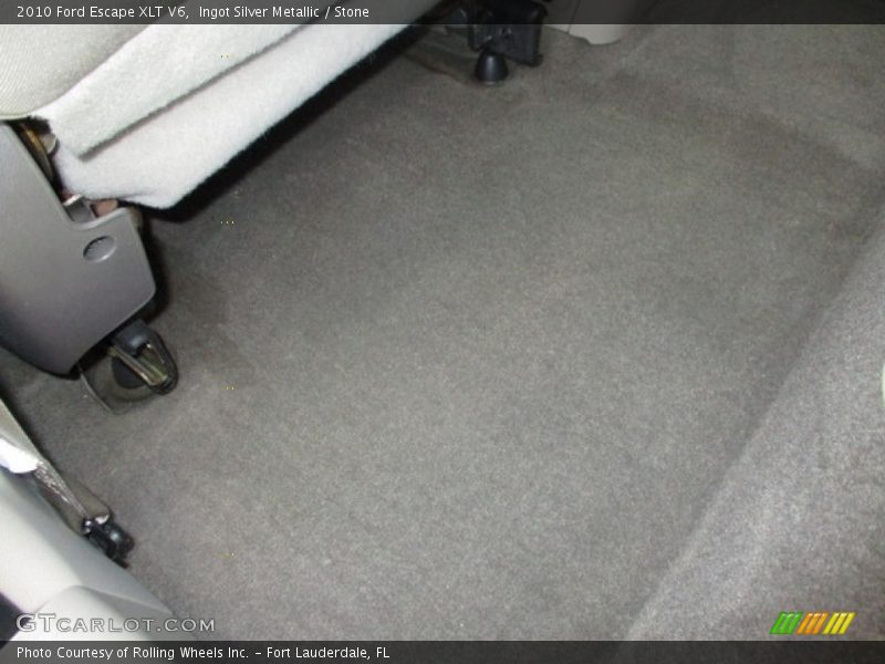Ingot Silver Metallic / Stone 2010 Ford Escape XLT V6