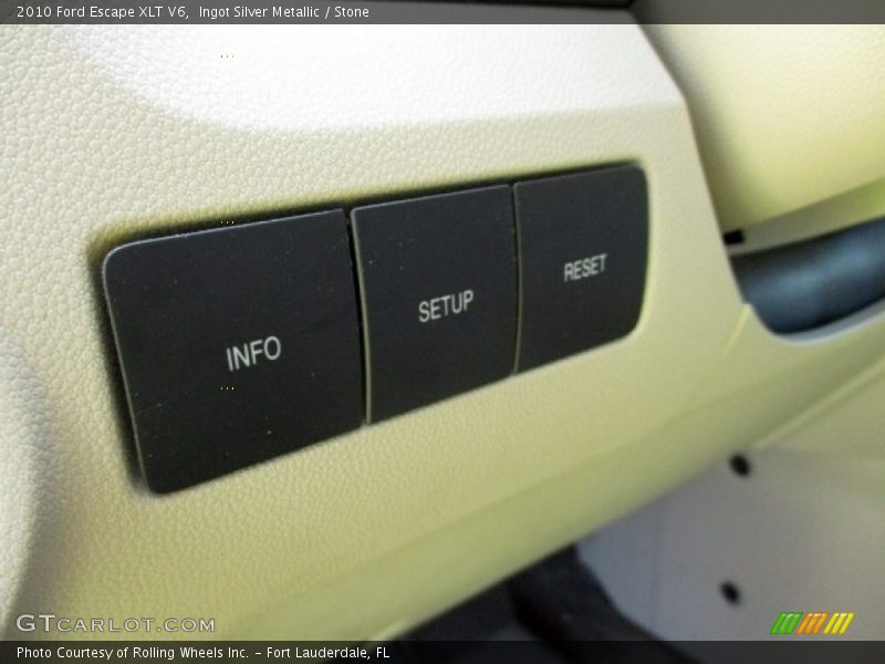 Ingot Silver Metallic / Stone 2010 Ford Escape XLT V6