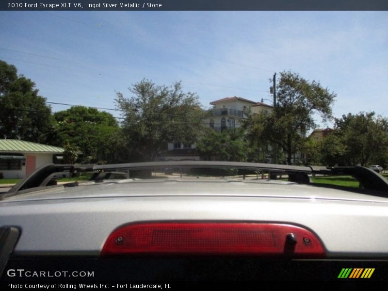 Ingot Silver Metallic / Stone 2010 Ford Escape XLT V6