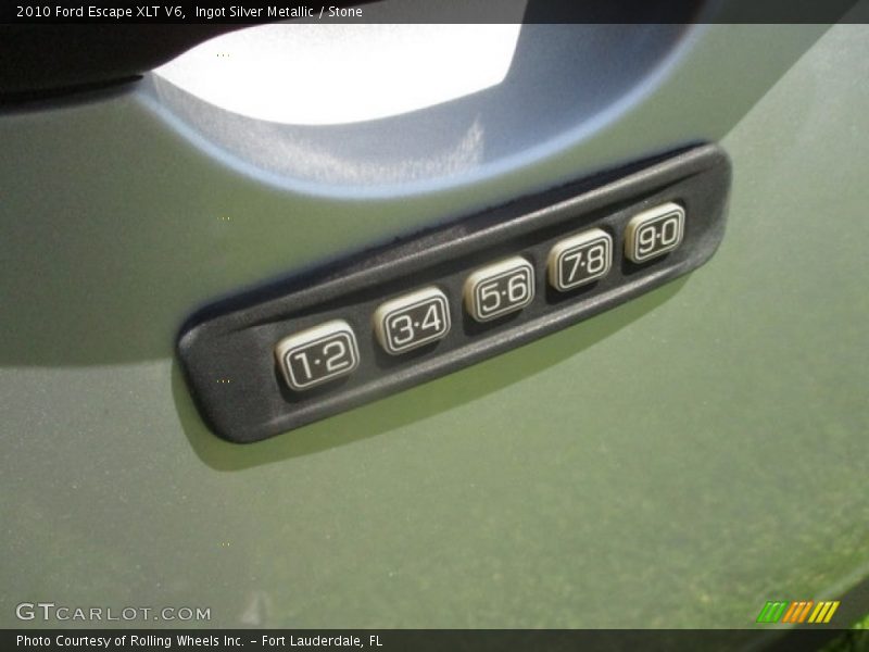 Ingot Silver Metallic / Stone 2010 Ford Escape XLT V6