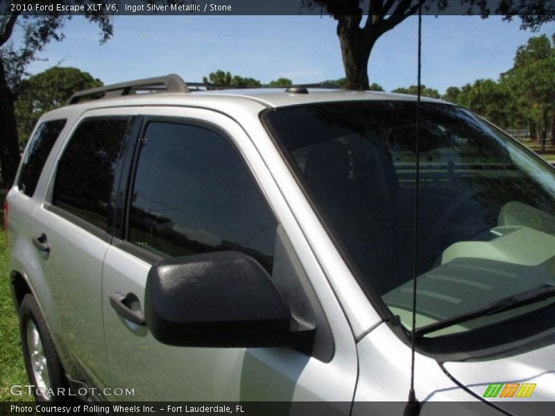 Ingot Silver Metallic / Stone 2010 Ford Escape XLT V6