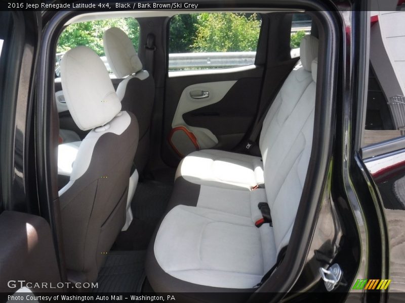 Black / Bark Brown/Ski Grey 2016 Jeep Renegade Latitude 4x4