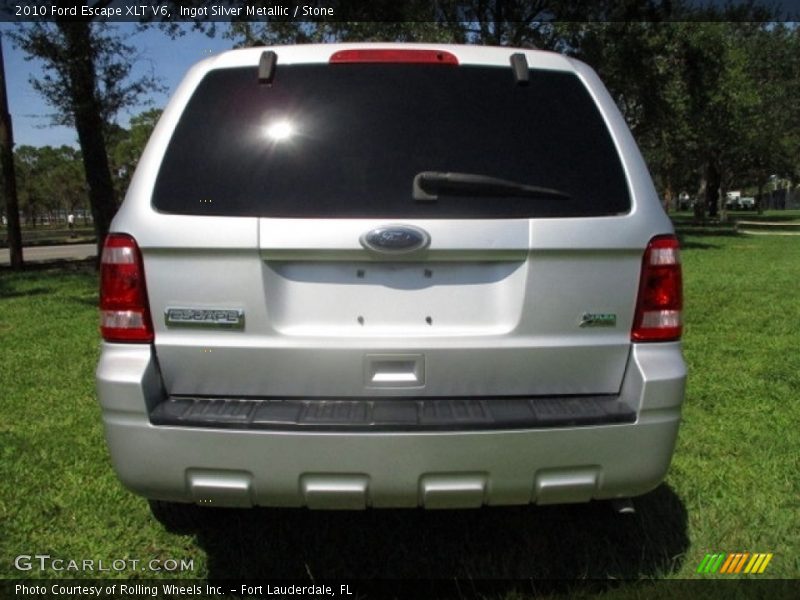 Ingot Silver Metallic / Stone 2010 Ford Escape XLT V6
