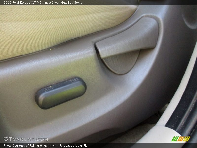 Ingot Silver Metallic / Stone 2010 Ford Escape XLT V6