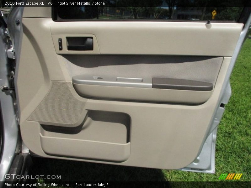 Ingot Silver Metallic / Stone 2010 Ford Escape XLT V6