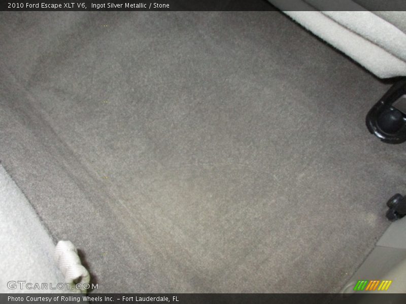 Ingot Silver Metallic / Stone 2010 Ford Escape XLT V6
