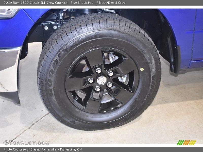Blue Streak Pearl / Black/Diesel Gray 2019 Ram 1500 Classic SLT Crew Cab 4x4
